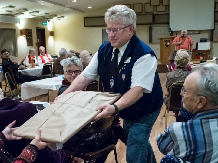 Bothell Oct 2012-83.jpg - Parcel Post Auction